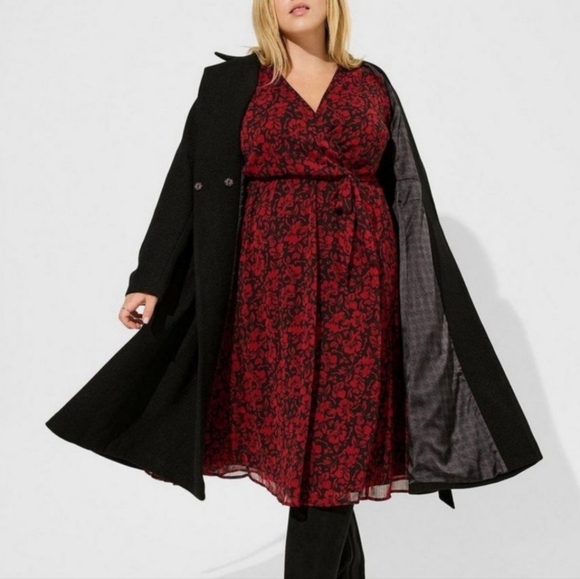 Torrid Dark Floral Crinkle Chiffon Surplice Balloon Sleeve Dress Sz 3X New - Picture 1 of 15